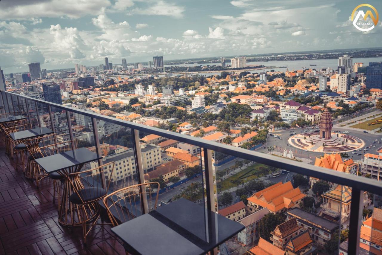 Infinity Pool Hotel Phnom Penh Down To 24 Usd In M Residence Экстерьер фото