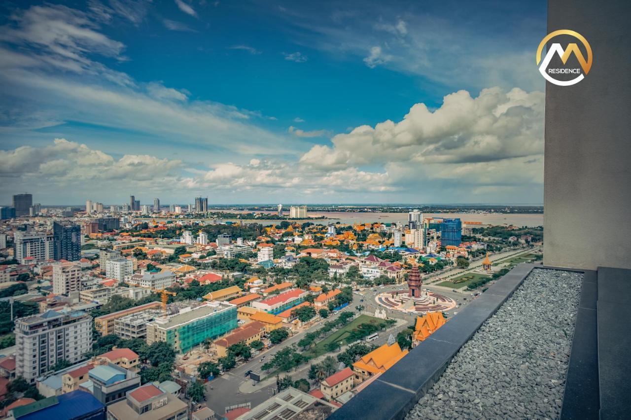 Infinity Pool Hotel Phnom Penh Down To 24 Usd In M Residence Экстерьер фото