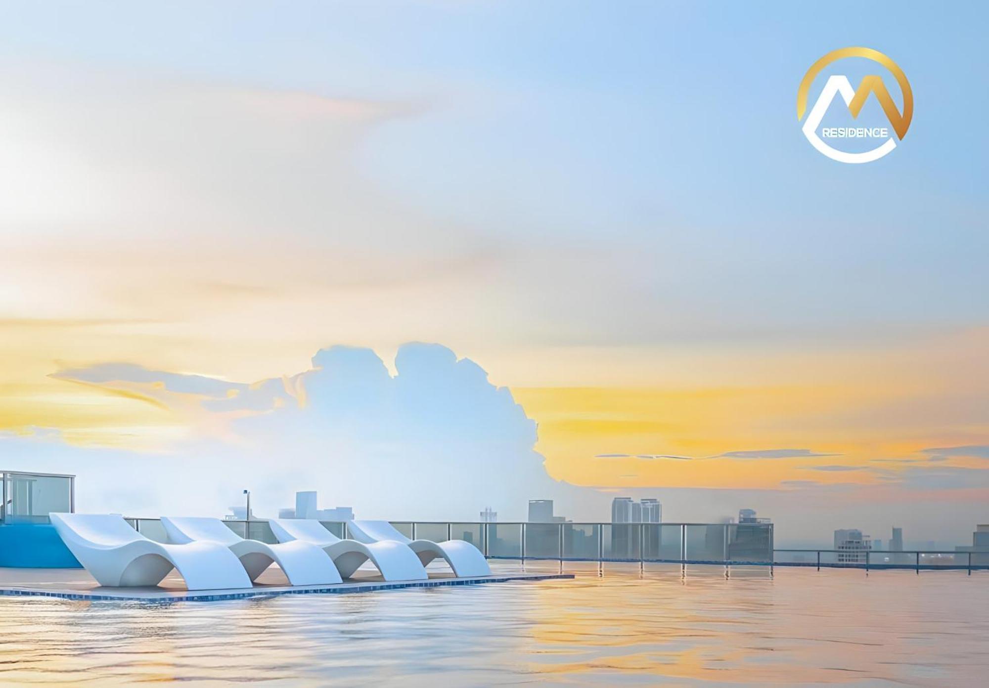 Infinity Pool Hotel Phnom Penh Down To 24 Usd In M Residence Экстерьер фото